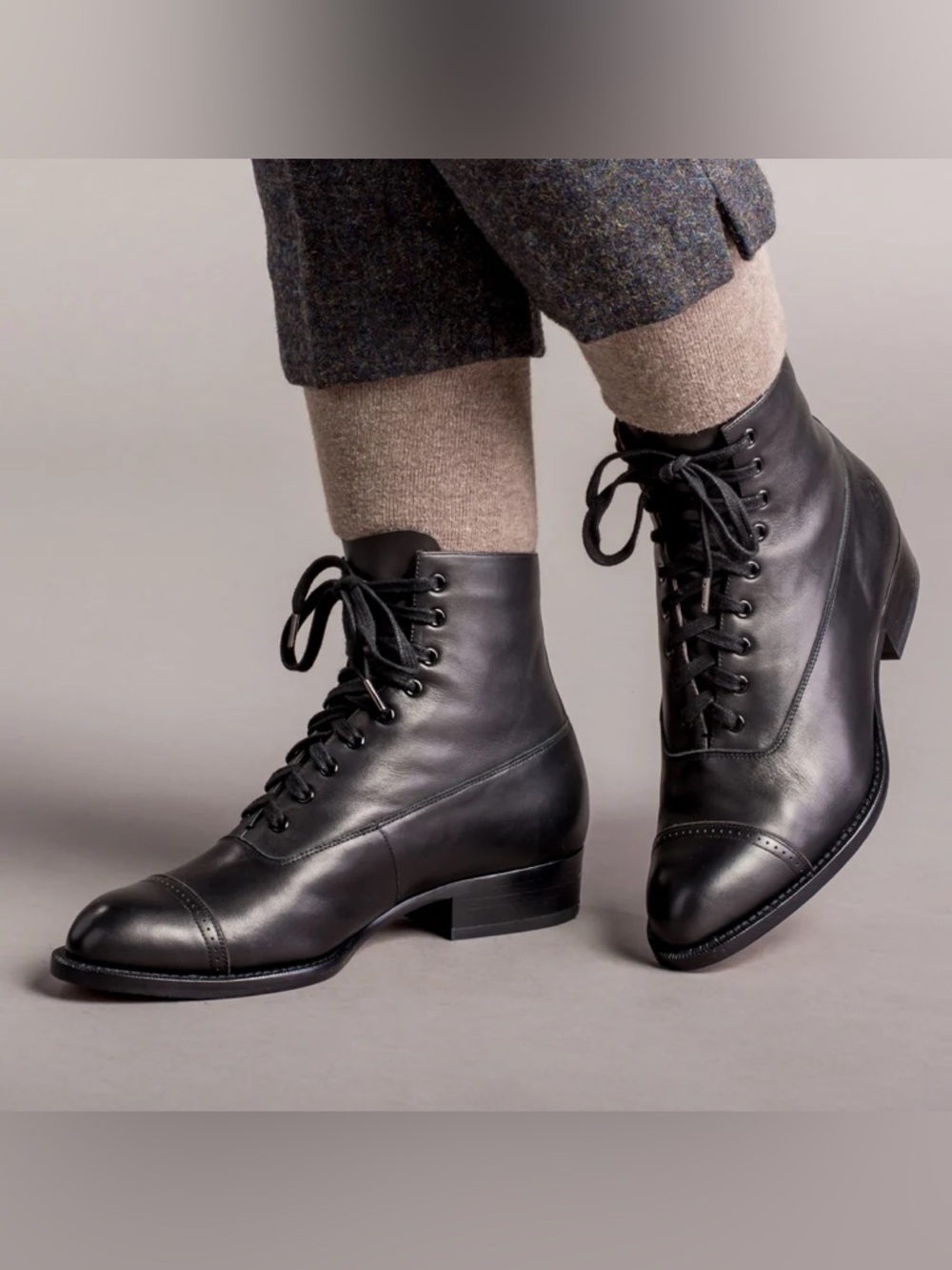 Women’s Black Leather Lace-Up Boots